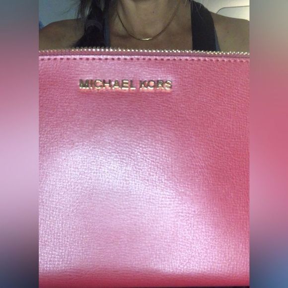 Authentic Michael Kors Jet Set Travel Clutch Wristlet NWOT - Red Studded - Picture 10 of 12